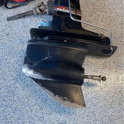 1995 MerCrusier Bravo 1 W/Drive shower