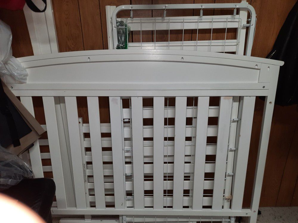Baby Newborn Crib Have Little Scratches