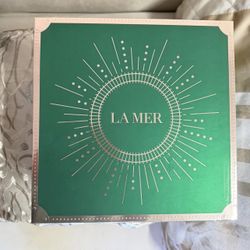 Authentic LA MER Empty Gift Box Storage Cardboard Green Gold Tissues velvet bag.