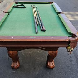 Rack 'Em Up! Pristine Pool Table with Balls & Cues