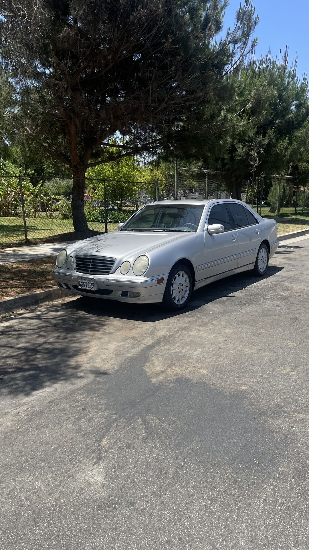 2001 Mercedes-Benz E-Class