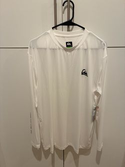 Quiksilver Men's (Brand New)  Water sport Swimwear Regular Fit UPF 50 Long Sleeve Sun Tee Rash Guard Shirt size XL