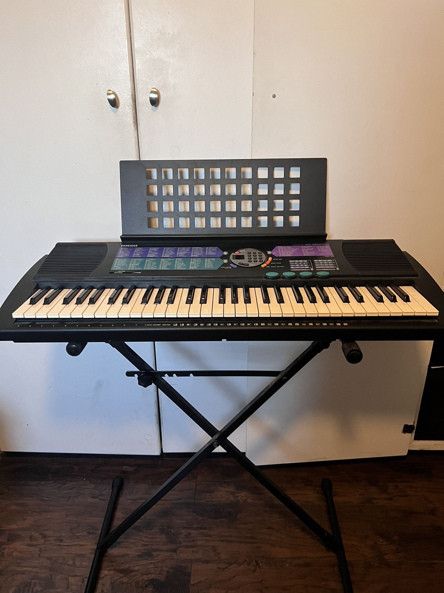 Yamaha PSR-185 Advanced Wave Memory Keyboard Piano