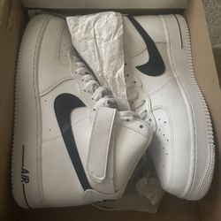 Men’s size 13