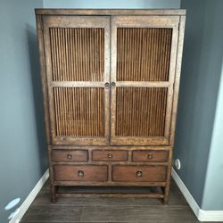 Armoire / Media Cabinet