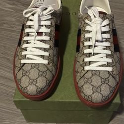 Gucci Animal Print “Ace Supreme” Size 7