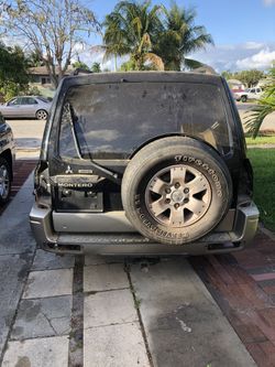 2006 Mitsubishi Montero