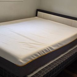 Full Side Matress And Box Spring