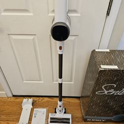 New Ticom cordless vacuum With ATTACHMENT  , in the box