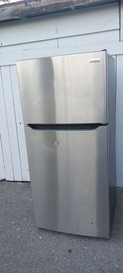 Refrigerator FRIGIDAIRE