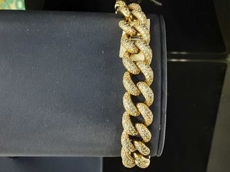 Cuban Link Bracelet - Yellow Gold 10k (.417) 28.4 grams 7 inch