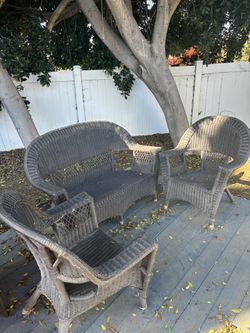 Wicker Patio Set Set