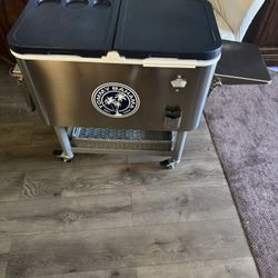 Tommy Bahama Cooler