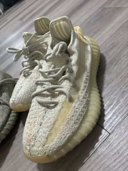 Yeezy Shoes Size 4 Moon rock Size 5