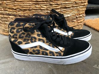 Vans Black Animal Print Women’s 7.5 Men’s 6 Excellent Condition