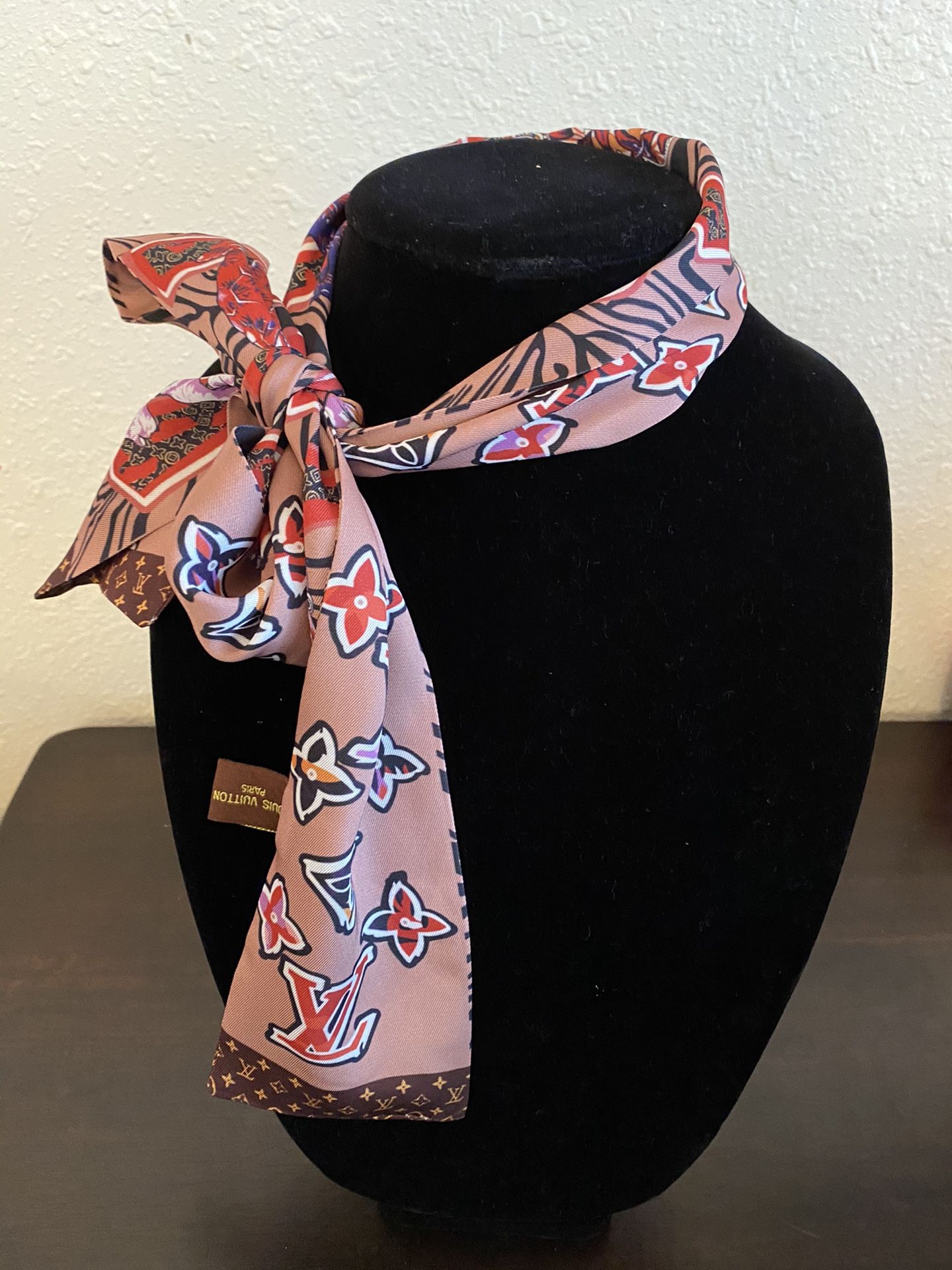 🧣 scarves