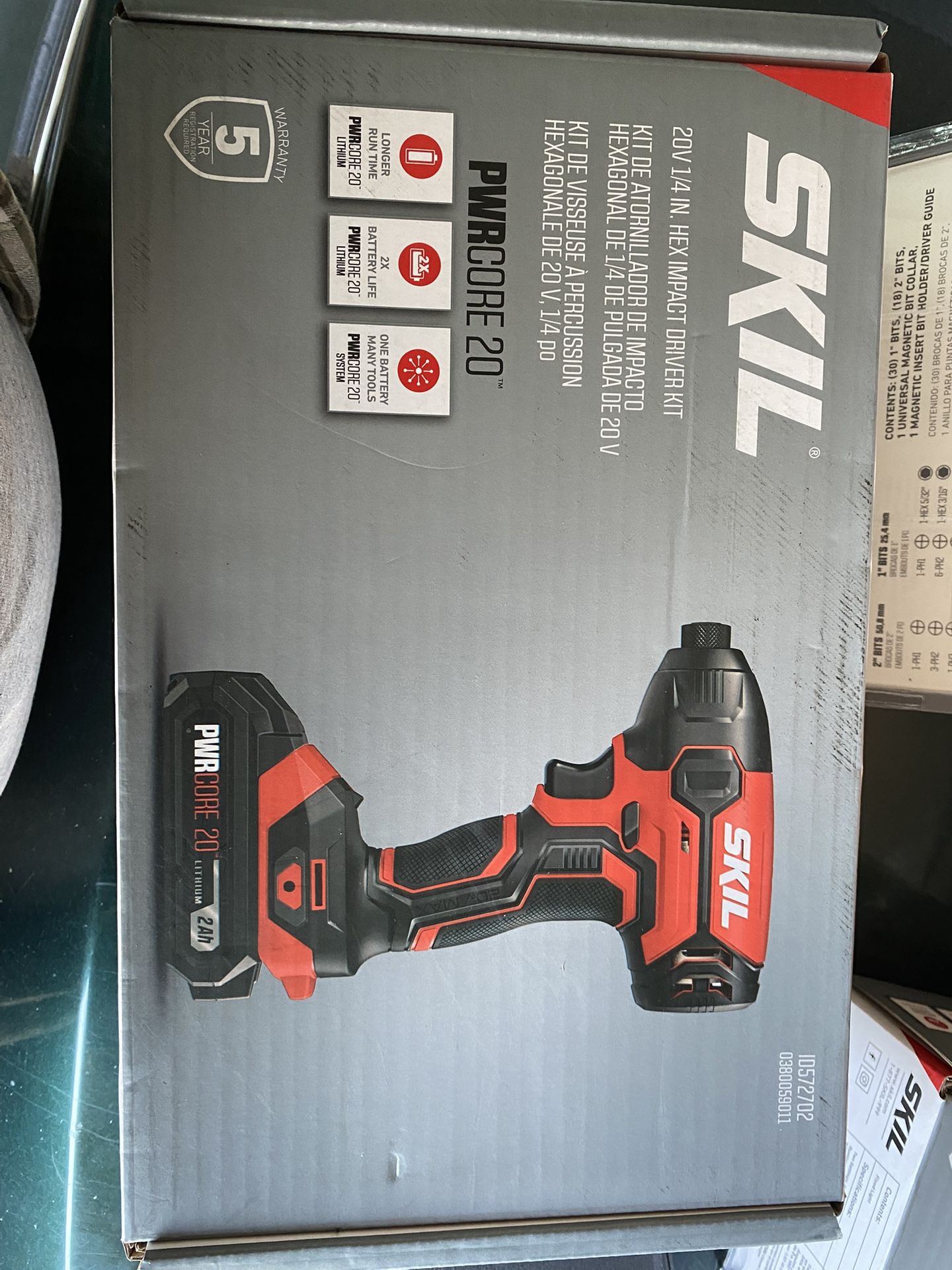 SKIL PWR CORE 12-volt 1/4-in Brushless Cordless Impact Driver (Battery Included and Charger Included )