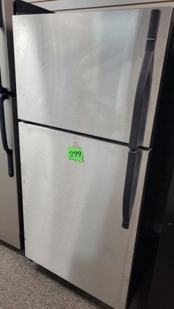 Kenmore refrigerator 2doors stainless steel work perfect 28w 28d 60"h delivery available