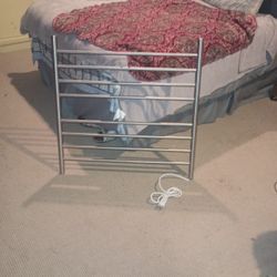 Front gate Wall Mount Towel Warmer 