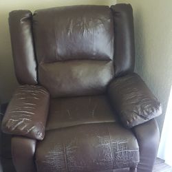 Recliner Normal Wear On leather