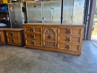 Vintage Young-Hinkle Country Spanish Dresser + 2 Nightstands 3-Piece Set