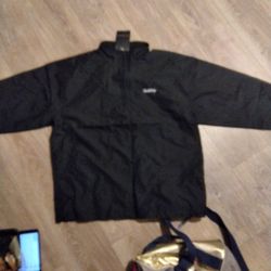Ouiktrip. Windbreaker