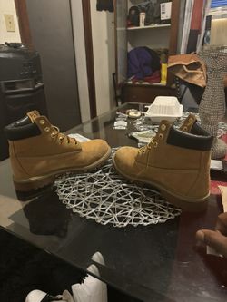 Size 7 Timberlands Nice Shape Low Price