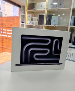 Apple MacBook Pro M5 2025