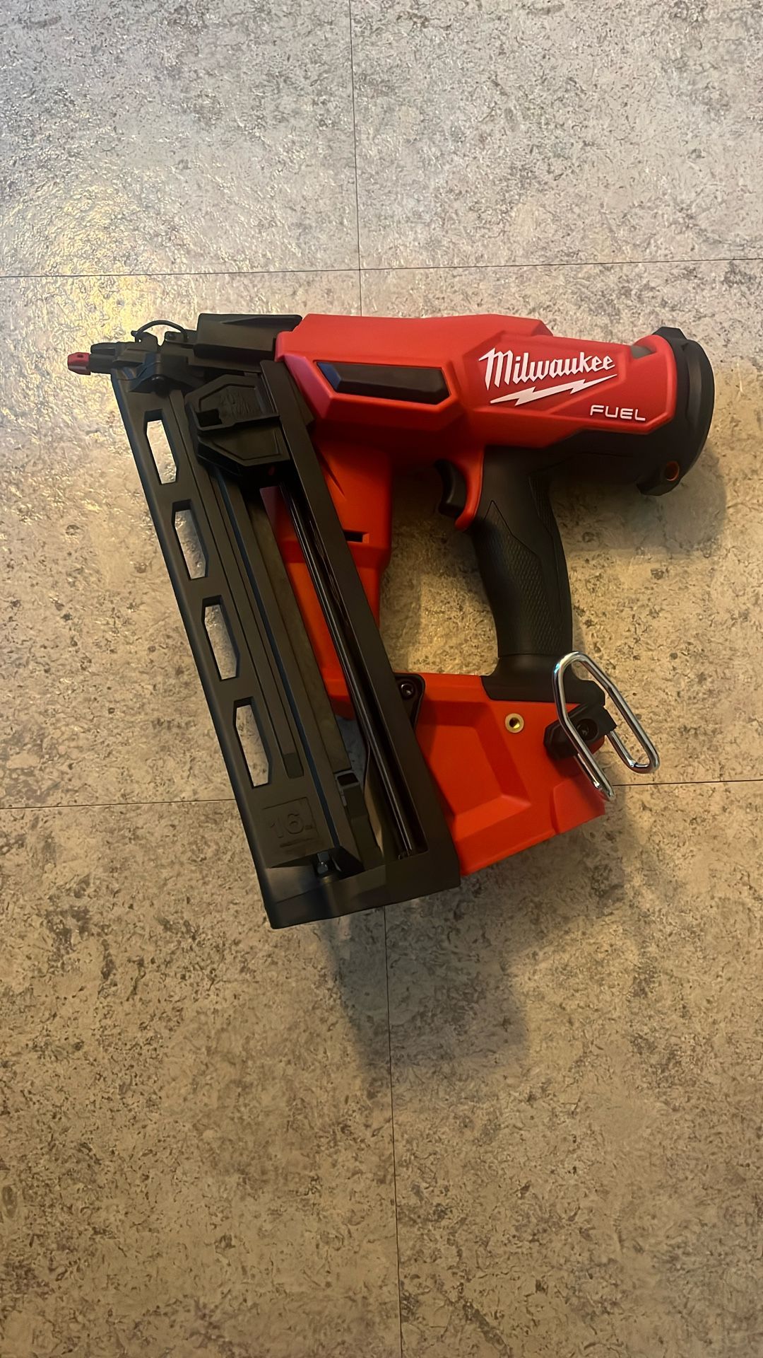 Milwaukee Fuel M18 16GA Angle, Finish Nailer