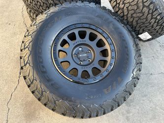37" METHOD wheels tires Jeep Wrangler Rubicon Gladiator 5x5