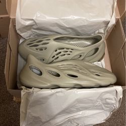 ADIDAS YEEZY FOAM RUNNER STONE SALT