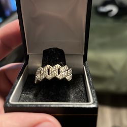 10k gold diamond ring