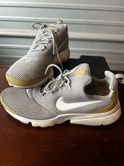 Nike Pesto Fly Shoes Men’s