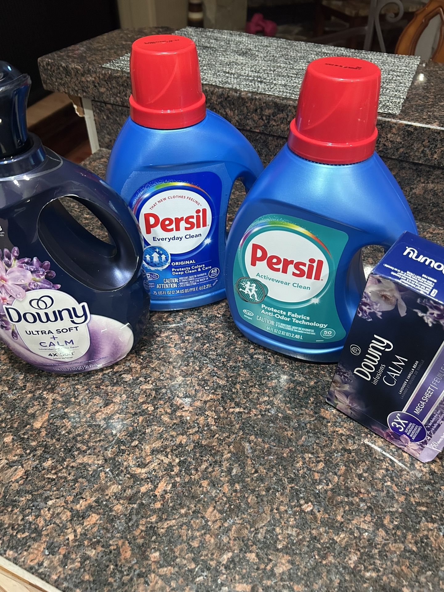 Persil Bundle,  2 Liquid Detergent, 1 Downy  Softener, 1 Downy Dry Sheet