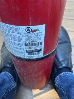 Commercial Co2 Fire Extinguisher Serviced Every Year