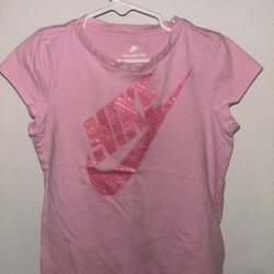 Nike Tee Size 6x $5