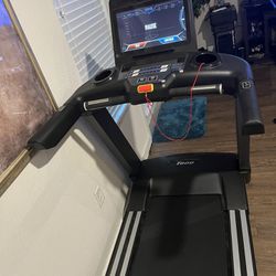 Bodycraft T800 High End Treadmill