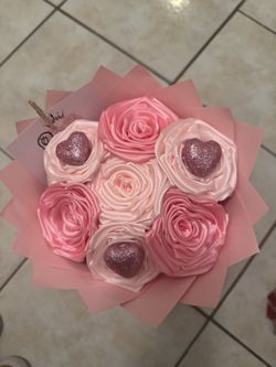 Eternal Bouquet 7 Count