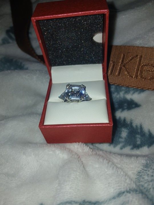 
Berricle
BERRICLE Women's Sterling Silver CZ Asscher Cut Cubic Zirconia