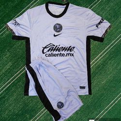 SOCCER UNIFORMS ADULTS SIZES ABAILABLES 