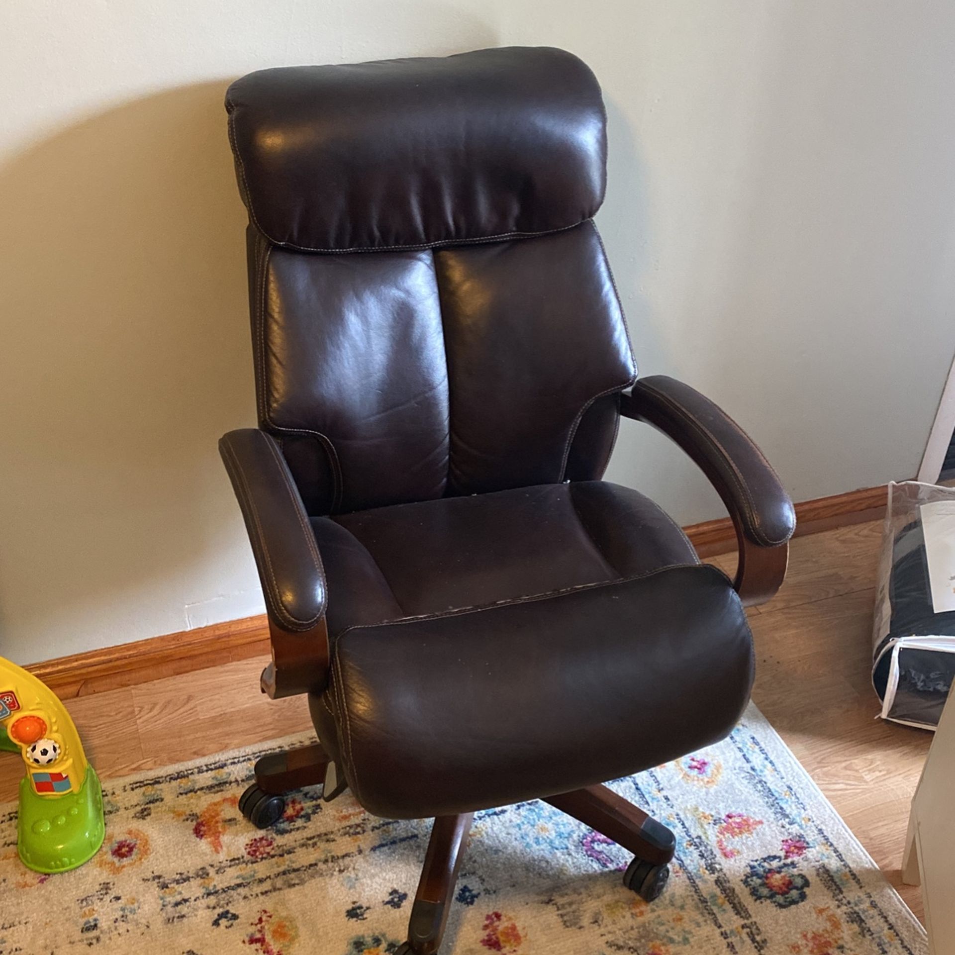 Computer Chair for Sale in Whittier, CA OfferUp