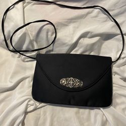 Givenchy cross shoulder 70s clutch
