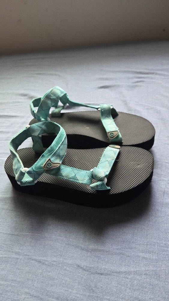sandals