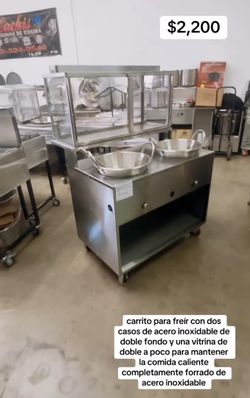 Cazos De Accero Con Vitrina Con Carro Forado De Accero 