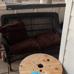 Wicker Love Seat 