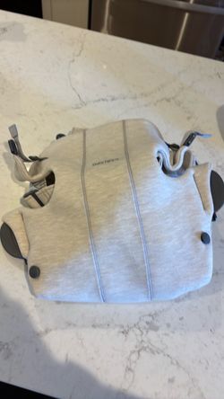 Baby bjorn baby carrier