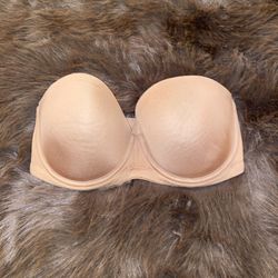 Tan Wacoal red carpet strapless Demi push up bra size 32DD