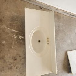 43" Vanity Counter Top W Sink