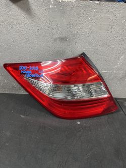 2010-2011-2012-2013-2014-2015 HONDA CROSSTOUR LEFT TAIL LIGHT OEM USED #9308