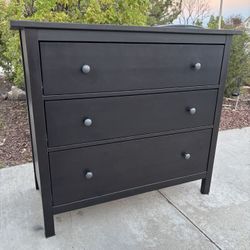 Black Solid Wood Hemnes Dresser Chest of Drawers Furniture Great Condition